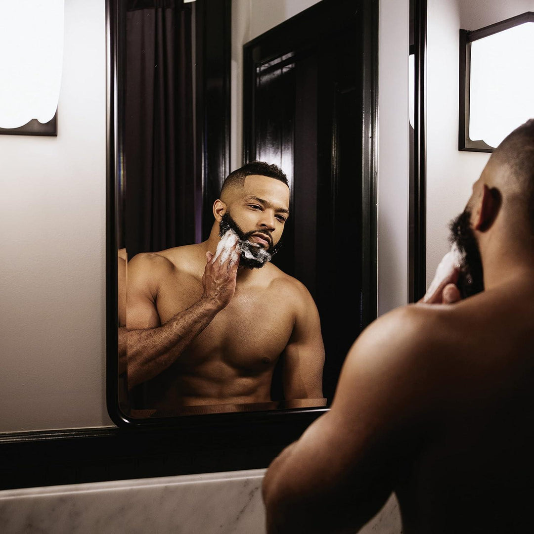 Beard Wash for a Full Beard Maracuja Oil & Shea Butter to Deep Clean - Studio Beard